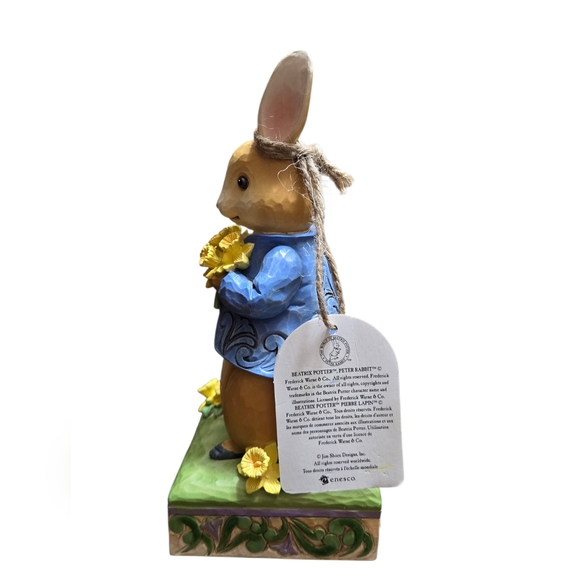 Jim Shore Peter Rabbit Delightful Daffodils Figurine
